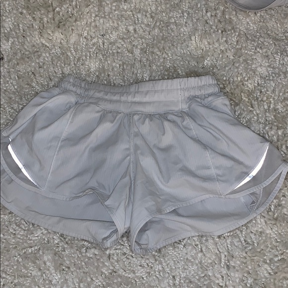 lululemon athletica Pants - size 2 hotty hot lululemon shorts